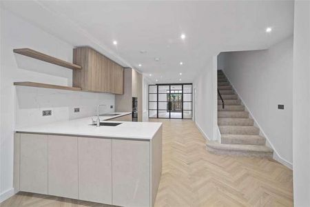 Cecil Road, Hale, Altrincham, WA15 - Photo 4