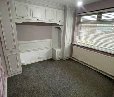 2 bedroom detached bungalow to rent - Photo 2