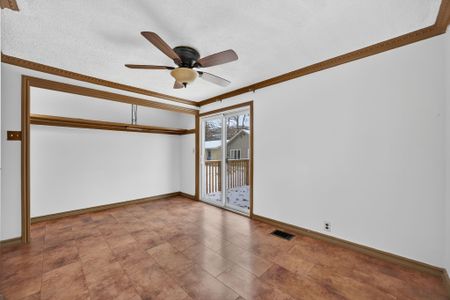 For Lease - 114 Burton Avenue, Barrie, Ontario - Photo 2