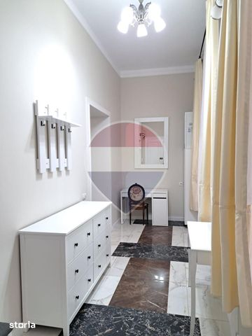 Apartament cu 3 camere pretebil pentru cabinet sau rezidential - Photo 5