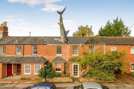 4 bedroom terraced house to rent - Photo 4