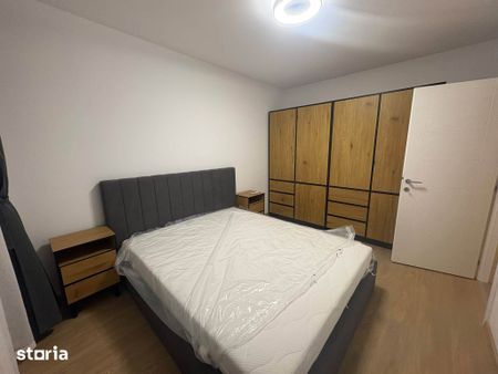 Apartament de 2 camere zona SANPETRU,complex Subcetate, - Fotografie 4