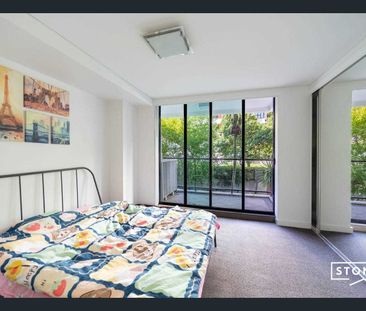 Spacious 2 bedrooms apartment in the prime location of Ultimo - Photo 3