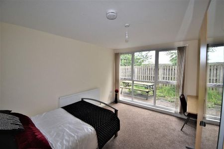 4 bedroom house to rent - Photo 4