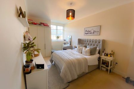 Beningfield Drive, London Colney, ST. ALBANS - Photo 2