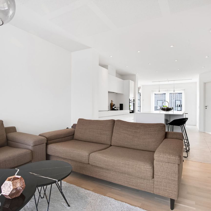 Skøn 3-værelses lejlighed på Marshalls Allé - Photo 1