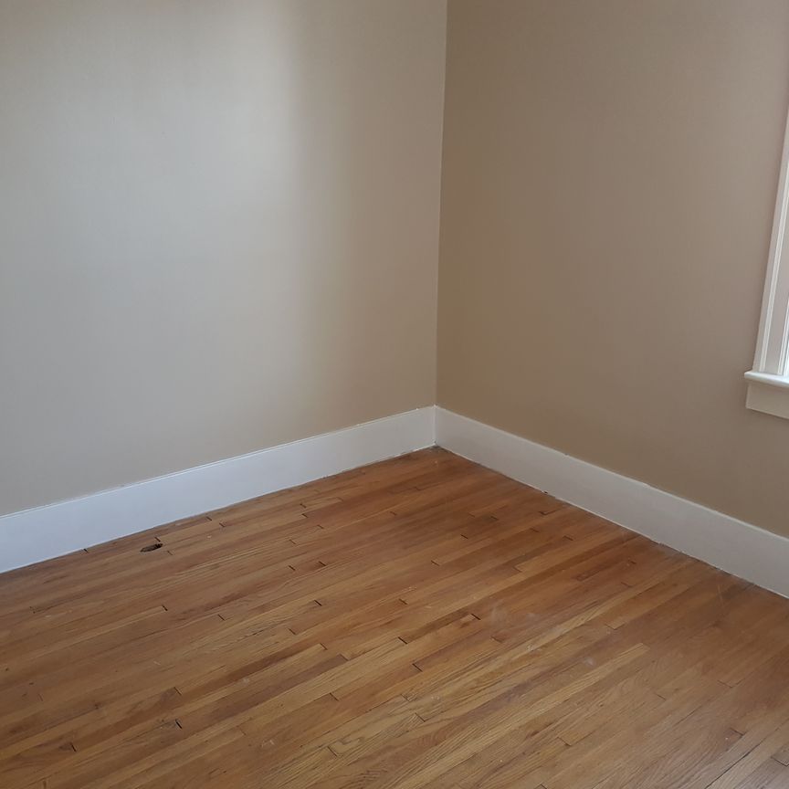 1411 KING 3 BEDROOMS - Photo 1