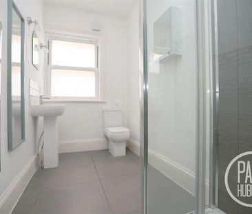 London Road North, Lowestoft, NR32 - Photo 6