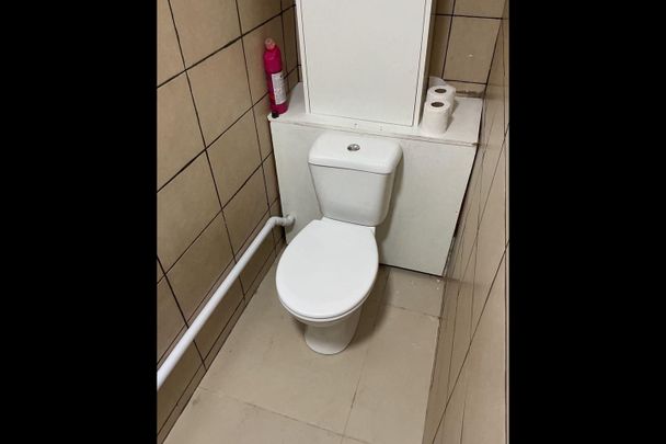 Studio Flat, Fore Street, N18 - Photo 1