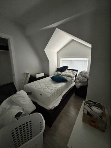 73 Blackburn - Photo 4