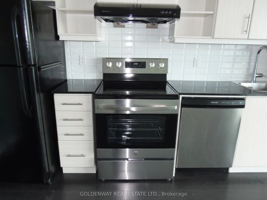 160 Vanderhoof Avenue #602 - Photo 1