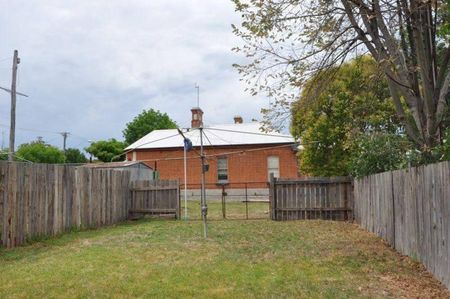 CONVENIENT CBD LOCATION - Photo 5