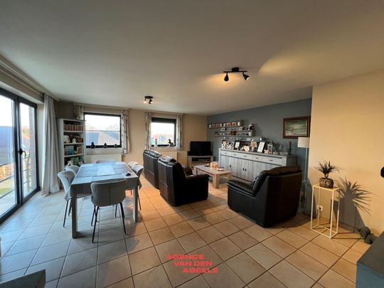 Hedendaags 2 slaapkamer appartement te Oostkamp - Photo 1