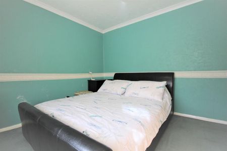 2 bedroom maisonette to rent - Photo 2