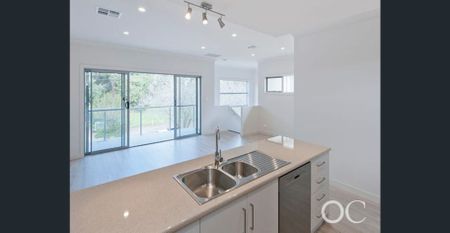 Open the Door to Modern Living - Photo 5