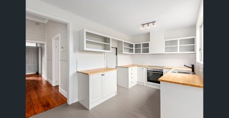 CLASSIC CHARM IN PRIME LOCATION - Photo 2