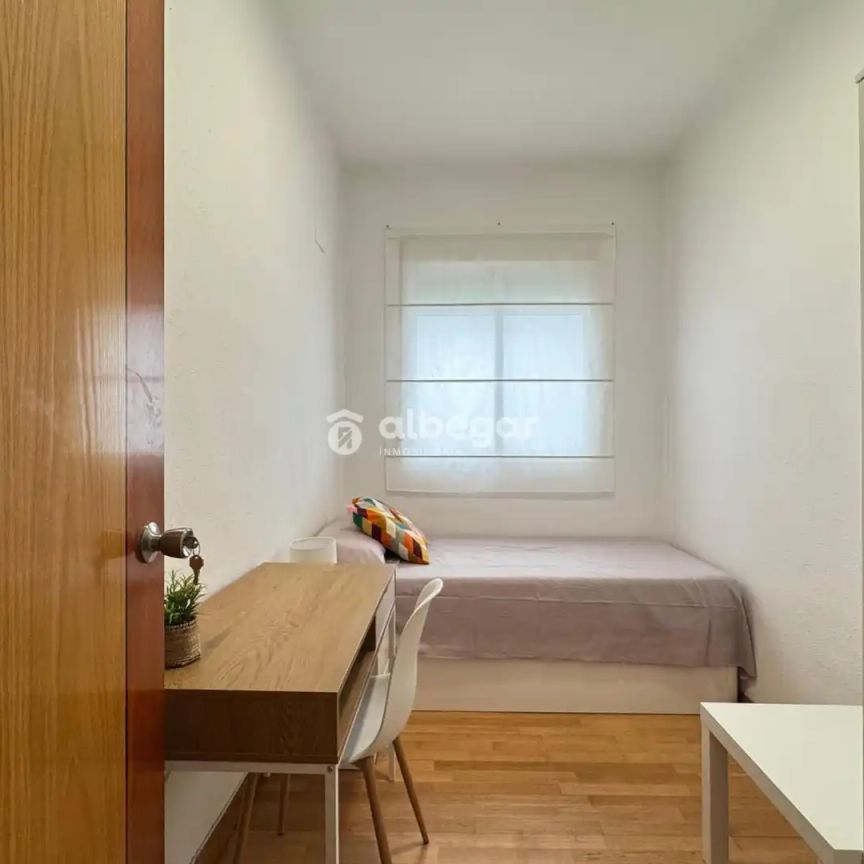 Piso de alquiler en Padre Ferris, Les Tendetes - Avenida Burjassot - Foto 1