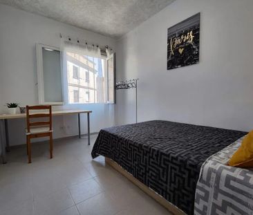 Carrer Sants Just i Pastor, Valencia, Valencian Community 46022 - Photo 3