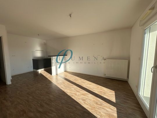 Location Appartement 3 pièces 57m² THOUARE SUR LOIRE 44470 - Photo 1