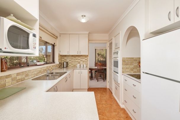9 Ilex Street Lake Albert NSW 2650 - Photo 1
