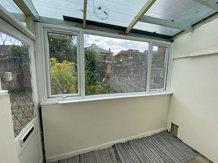 Livingstone Road, Southampton - Photo 3