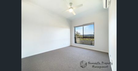 Stunning Duplex Home - Photo 2