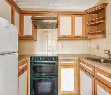 1 Bedroom Apartment, Bridge Court – Weybridge - Photo 4