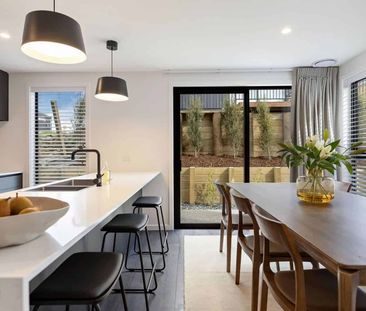 Stunning home in Hanley’s Farm - Photo 2