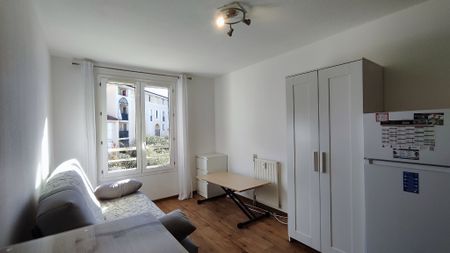 Location Appartement 1 pièce 19m² FREJUS 83600 - Photo 2