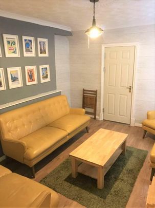4 bedroom house to rent - Photo 1