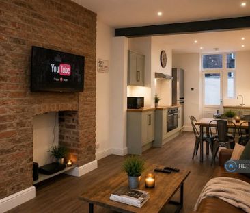 7 bedroom terraced house to rent - Photo 1