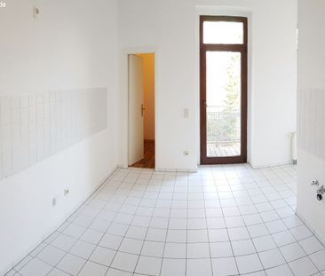 Freundliche 2-Zimmer-Wohnung mit Balkon in einem sanierten Gründerz... - Foto 1