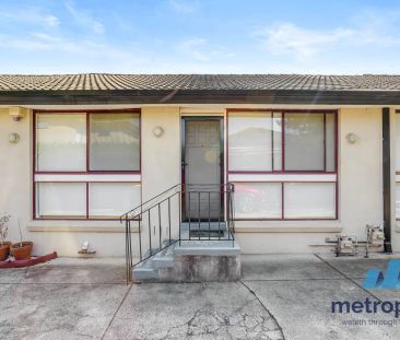 “MODERN CONVENIENCES GALORE!” - Photo 2