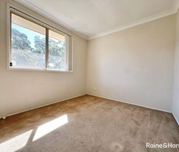 Spacious Family Home in a Convenient Oakhurst Location - Photo 6