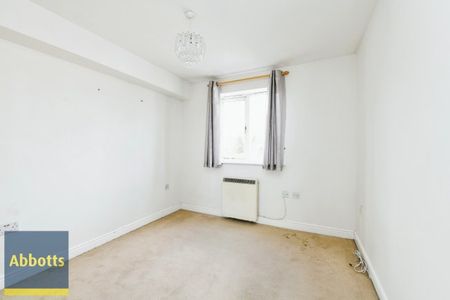 Parkinson Drive, Chelmsford, CM1 - Photo 5