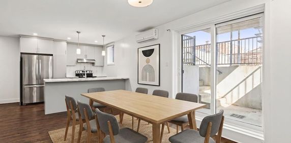Disponible tout de suite - Grand 5 ½ à Saint-Hubert - 1/2 sous-sol - Photo 2