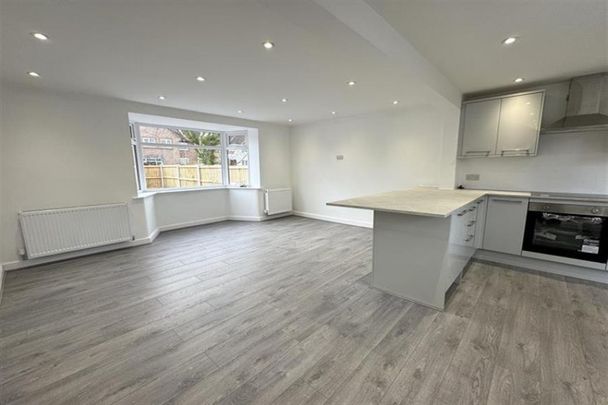 3 Bedroom Semi Detached To Let - Photo 1