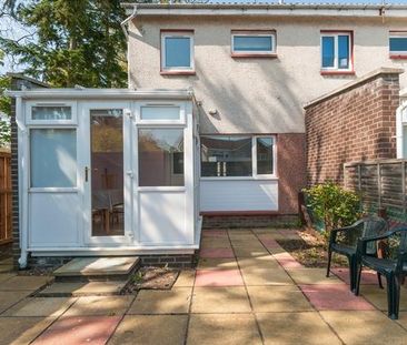 2 bedroom end of terrace house to rent - Photo 2