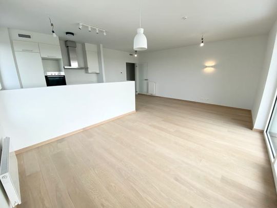 Appartement te huur - Photo 1