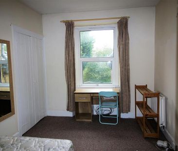 6 bedroom private hall to rent - Photo 2
