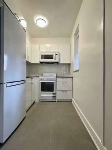 For Lease - 1291 Bayview Avenue Unit# 309, Toronto, Ontario - Photo 3