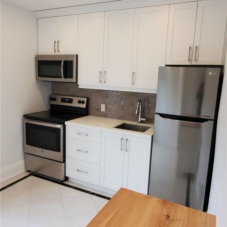 For Lease - 784A Dovercourt Road Unit# 2nd Flr, Toronto, Ontario - Photo 1