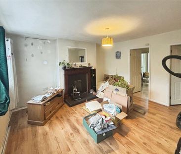 3 bedroom semi-detached house to rent - Photo 5