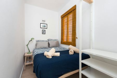 Piso de alquiler en N/a, Collblanc - Photo 2