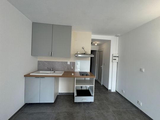 Location appartement 2 pièces, 32.19m², Nîmes - Photo 1