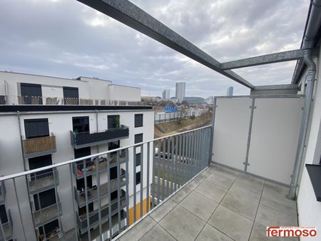 Moderne 2 Zimmer Wohnung mit atemberaubender Terrasse - Photo 2