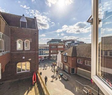 Amberley Place, Windsor, SL4 - Photo 6