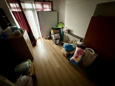 5 bedroom end of terrace house to rent - Photo 4