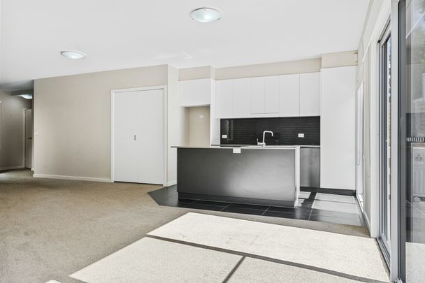 A modern townhouse designed for effortless living - Photo 1