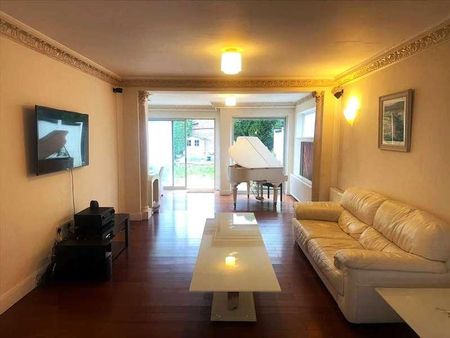 Penhurst Gardens, Edgware, HA8 - Photo 4